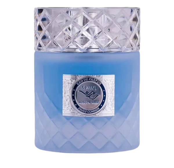Flakon perfum Paris Corner Mawj Moscow Mule, w kształcie błękitnego walca z diamentowym wzorem, ze srebrno-niebieską etykietą i przezroczystym, rzeźbionym korkiem.